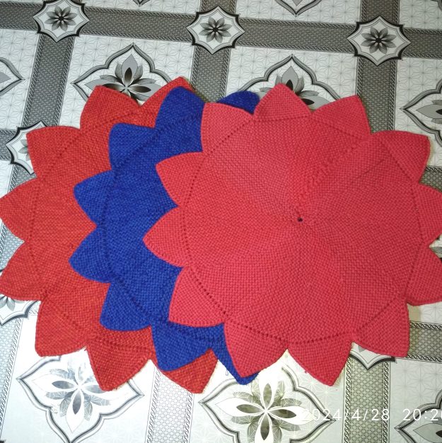 রকমারি হাতের কাজ